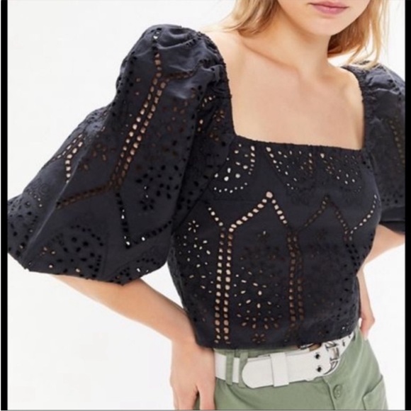Urban Outfitters Stella Eyelet cropped Puff Sleeve Top size Large - Picture 4 of 6